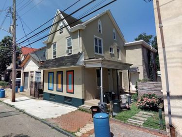 21 W HARVEY STREET , PHILADELPHIA, PA 19144