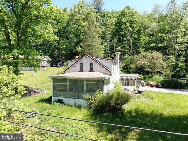 944 DECKER HOLLOW ROAD, TYRONE, PA 16686