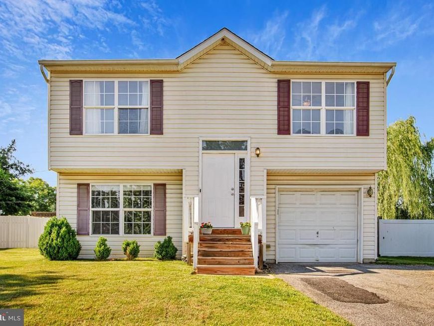 506 Oakwood Station Road , Glen Burnie, MD 21061 Main Photo