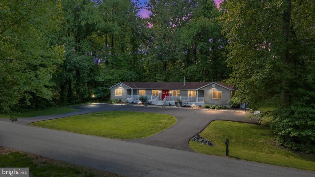 1665 Paris Oaks Road, Owings, MD 20736 Main Photo