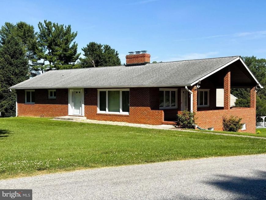 2901 Chestnut Hill Drive, Ellicott City, MD 21043 Main Photo
