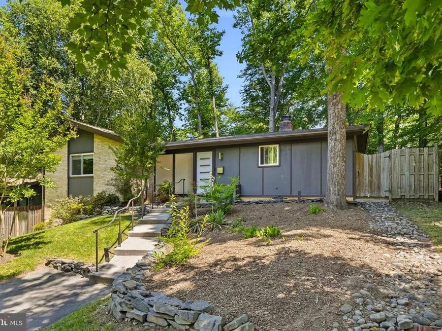 14513 Woodcrest Drive, Rockville, MD 20853 Main Photo