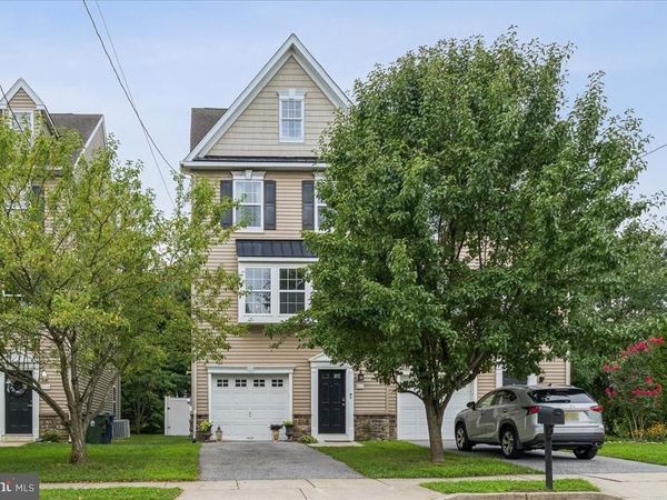 602 CINNAMINSON STREET, RIVERTON, NJ 08077