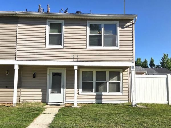 4 LYONS COURT , SICKLERVILLE, NJ 08081