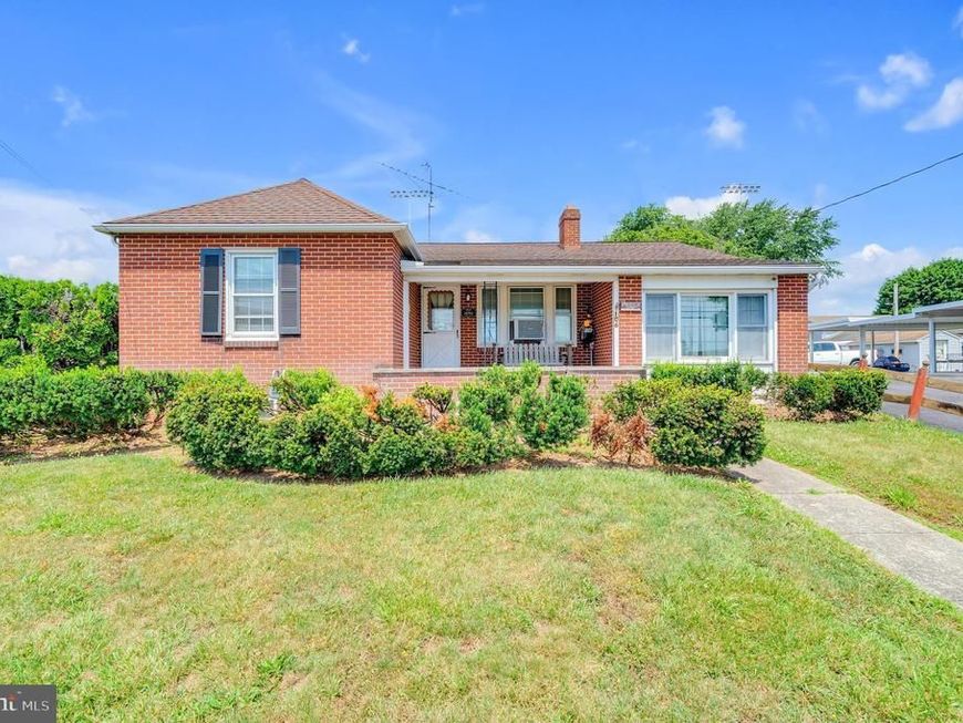 106 Berlin Road, New Oxford, PA 17350 Main Photo