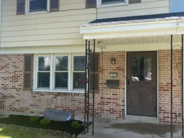 121 PENNBROOK AV , ROBESONIA, PA 19551