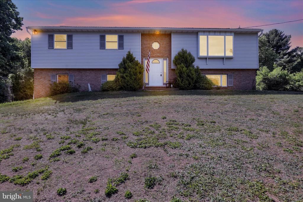 37 Beavens Road, Reading, PA 19608 Main Photo