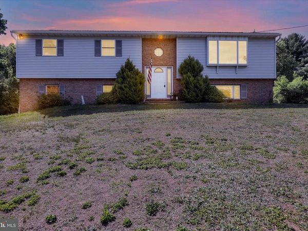 37 BEAVENS ROAD, READING, PA 19608