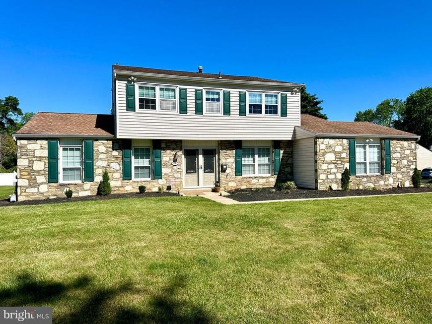 760 Parmentier Road, Warminster, PA 18974 Main Photo