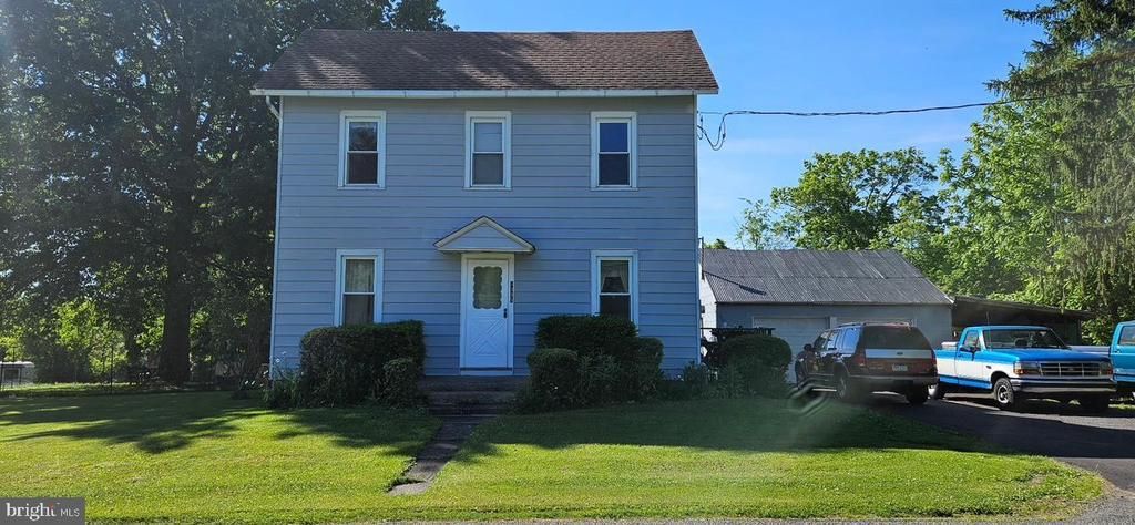 1395 Kumry Road, Pennsburg, PA 18073 Main Photo