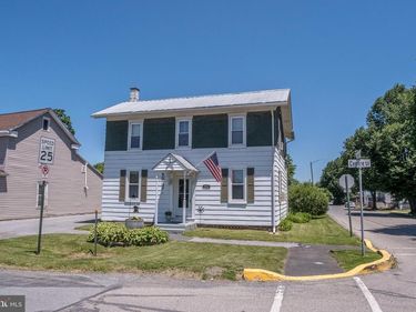 306 CENTRE STREET , MILESBURG, PA 16853