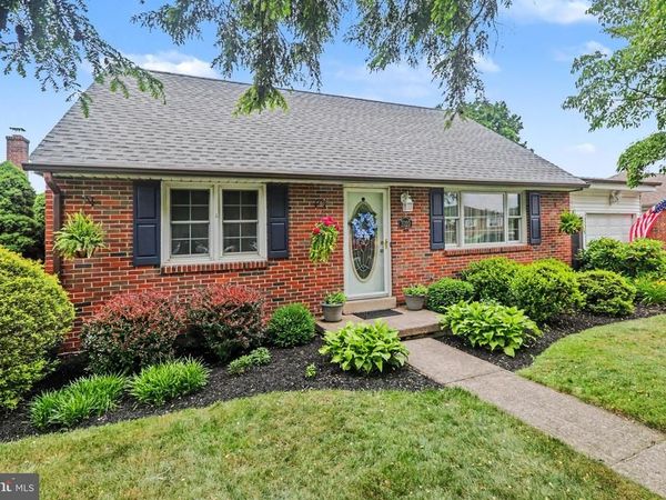 7020 JEFFERSON STREET, HARRISBURG, PA 17111