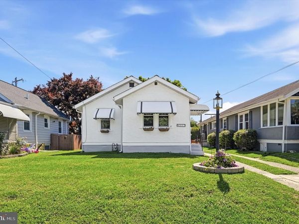 103 W FORRESTVIEW ROAD , BROOKHAVEN, PA 19015