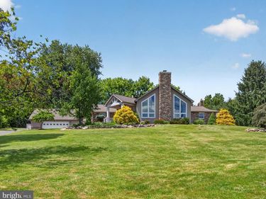 4701 MAIN RD W, EMMAUS, PA 18049