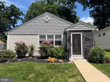 2131 CURTIS AVENUE , ABINGTON, PA 19001