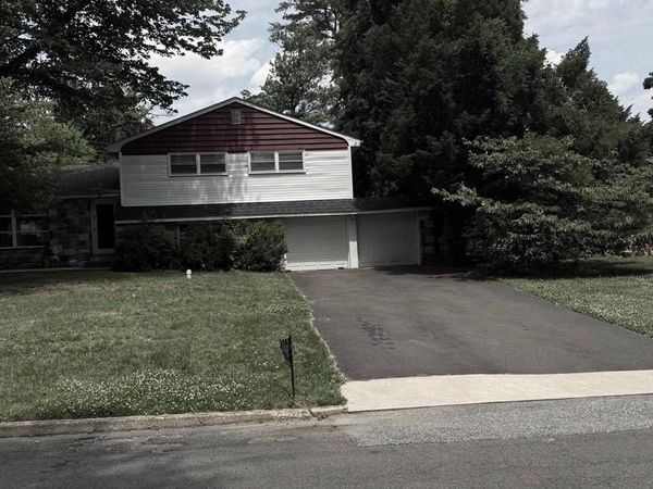 1105 ROCK CREEK DRIVE, WYNCOTE, PA 19095