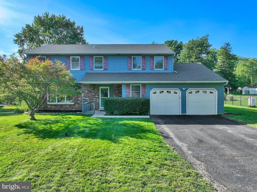 672 Brighton Drive , Hatfield, PA 19440 Main Photo
