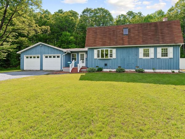 1083 North Road, Hinesburg, VT 05461