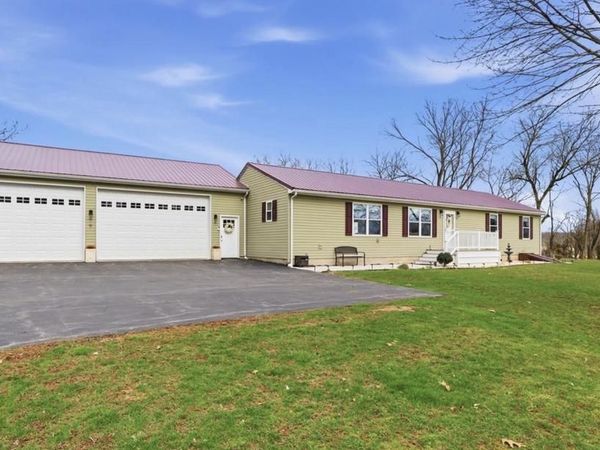 1025 WHITE OAK ROAD , WINDSOR, PA 17366