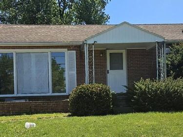 1824 CHURCH ROAD, YORK, PA 17408