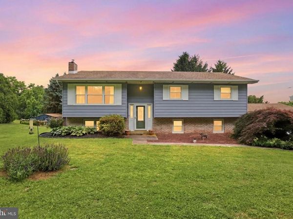 30 HILL DRIVE, YORK HAVEN, PA 17370