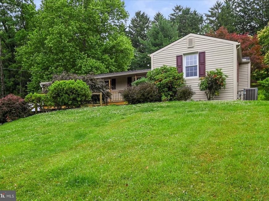 324 Kreutz Creek Road, York, PA 17406 Main Photo