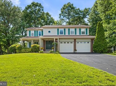 13300 TUCKAWAY DRIVE, FAIRFAX, VA 22033