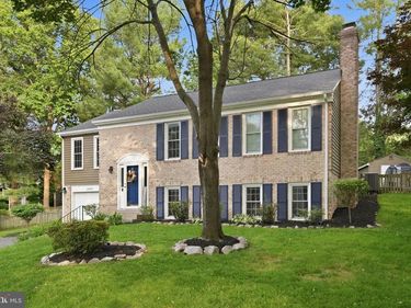 10903 MIDDLEGATE DRIVE, FAIRFAX, VA 22032