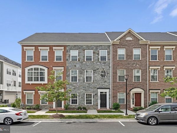 14803 RETREAT BOULEVARD, CHANTILLY, VA 20151