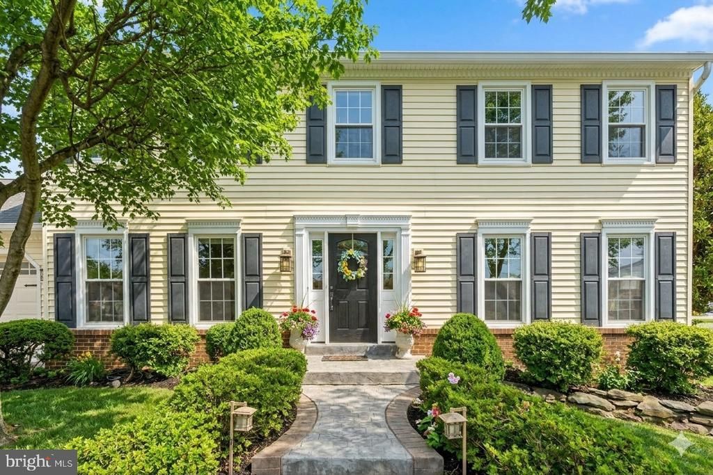 15206 Bannon Hill Court, Chantilly, VA 20151 Main Photo