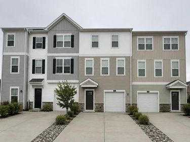 402 HONEYBERRY LANE , FREDERICKSBURG, VA 22405