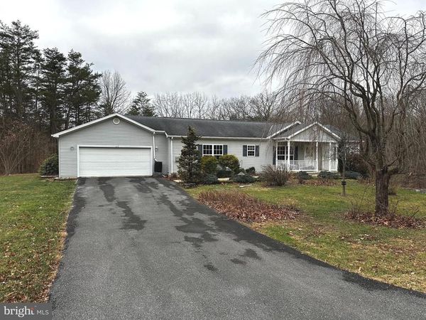 213 ODELL ROAD, HEDGESVILLE, WV 25427