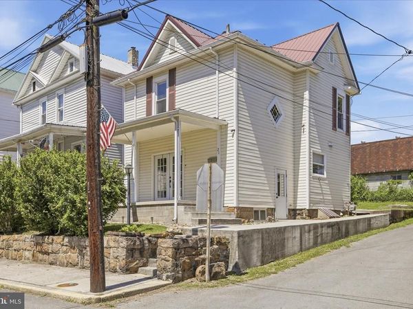 21 SHARPLESS STREET, KEYSER, WV 26726