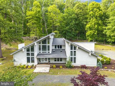 9 N NORTH STAR DRIVE , ANNANDALE, NJ 08801
