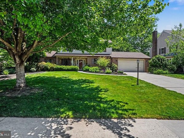 1204 FLEETWOOD DRIVE , CARLISLE, PA 17013