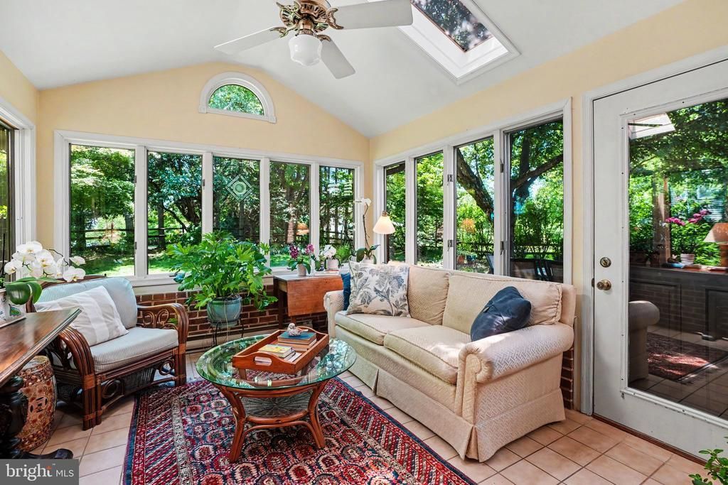 1204 FLEETWOOD DRIVE, CARLISLE, PA 17013