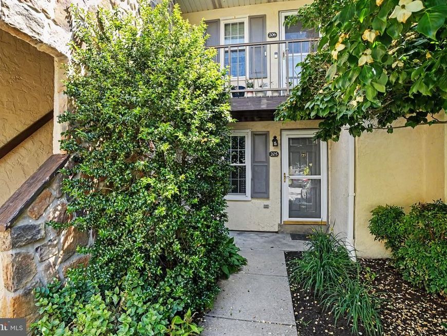 205 Valley Stream Lane , Unit 205, Chesterbrook, PA 19087 Main Photo