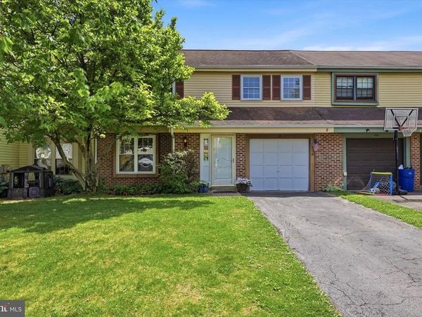34 GREENWOODS DRIVE, HORSHAM, PA 19044