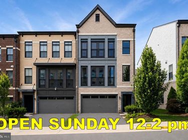 42297 CRAWFORD TERRACE, BRAMBLETON, VA 20148