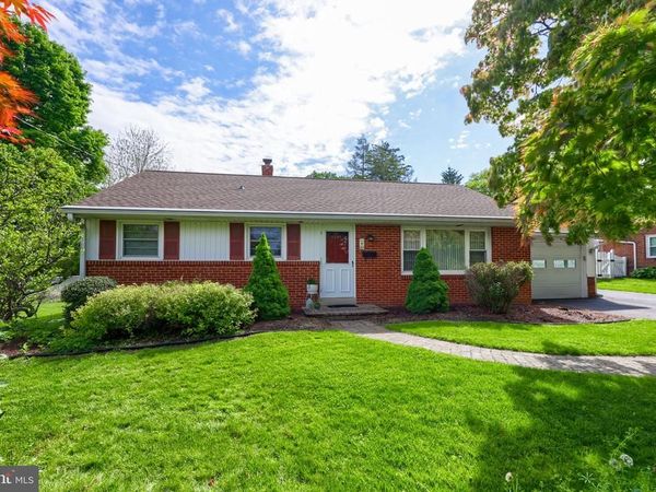 6291 CARPENTER STREET , EAST PETERSBURG, PA 17520