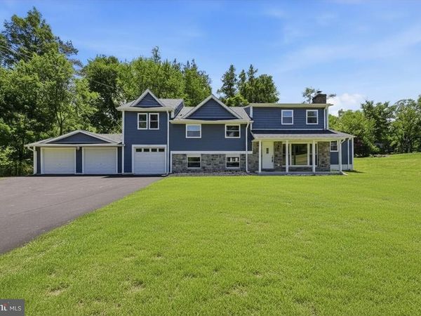 1376 COLLEGE HILL DRIVE, CHEYNEY, PA 19319