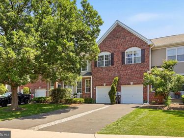 53 DISPATCH DRIVE, WASHINGTON CROSSING, PA 18977