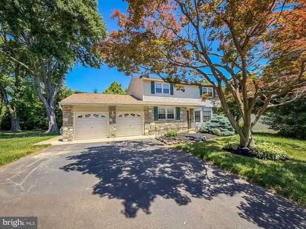 16 UPTON LANE , YARDLEY, PA 19067