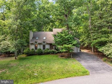 171 KAYLOR CIRCLE , MCGAHEYSVILLE, VA 22840