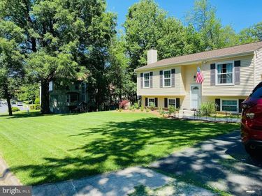 2801 REIGN STREET , HERNDON, VA 20171