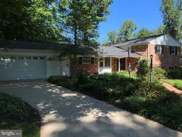 4701 RED FOX DRIVE , ANNANDALE, VA 22003