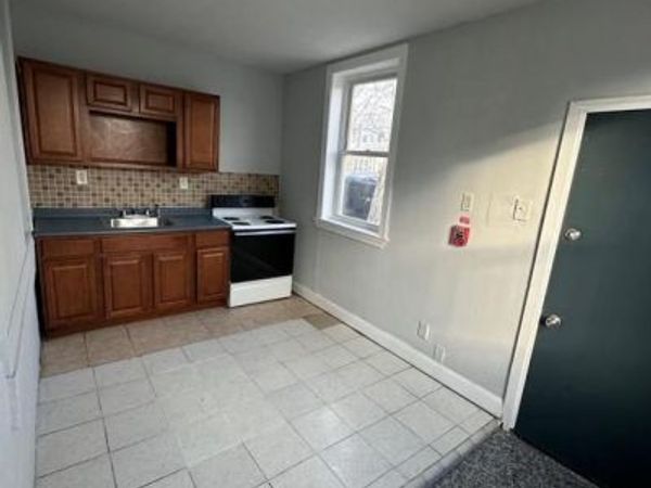 5900 PINE STREET, PHILADELPHIA, PA 19143