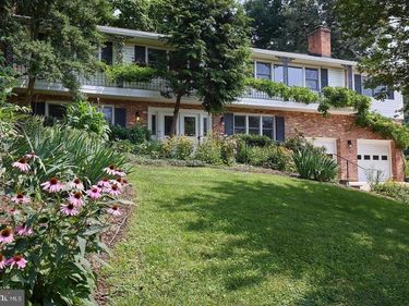 3615 38TH STREET N , ARLINGTON, VA 22207