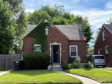 17562 Mansfield Street, Detroit, MI 48235