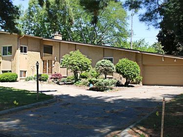 19412 Starlane Street, Southfield, MI 48075